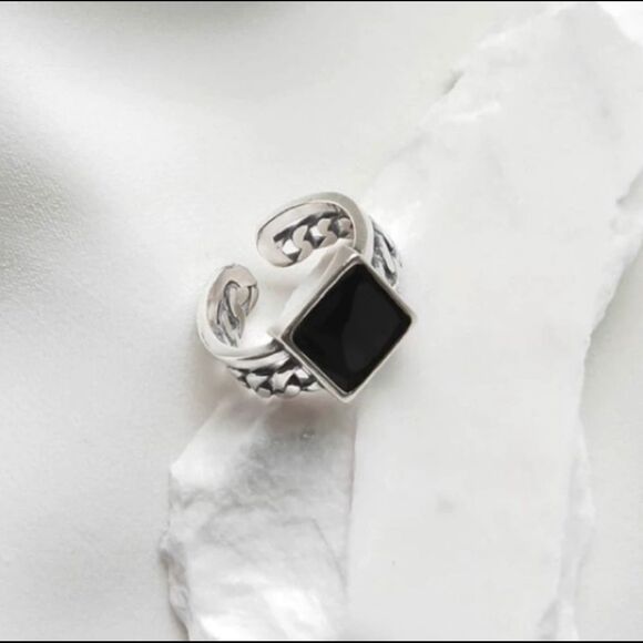 Insta Black Sterling Silver Chain Ring - Picture 6 of 6